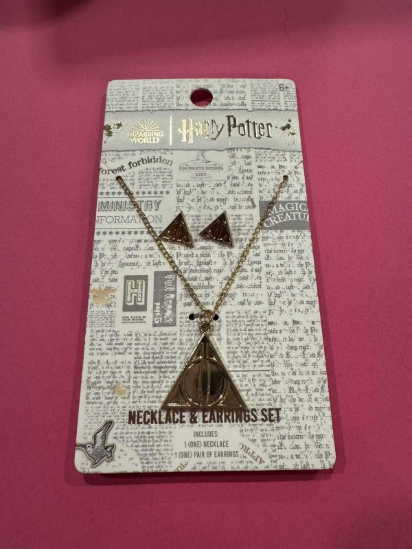 Harry Potter Earrings and Necklace Set