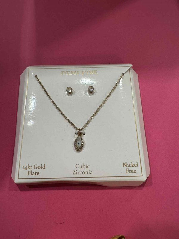 Ears and Necklace Set